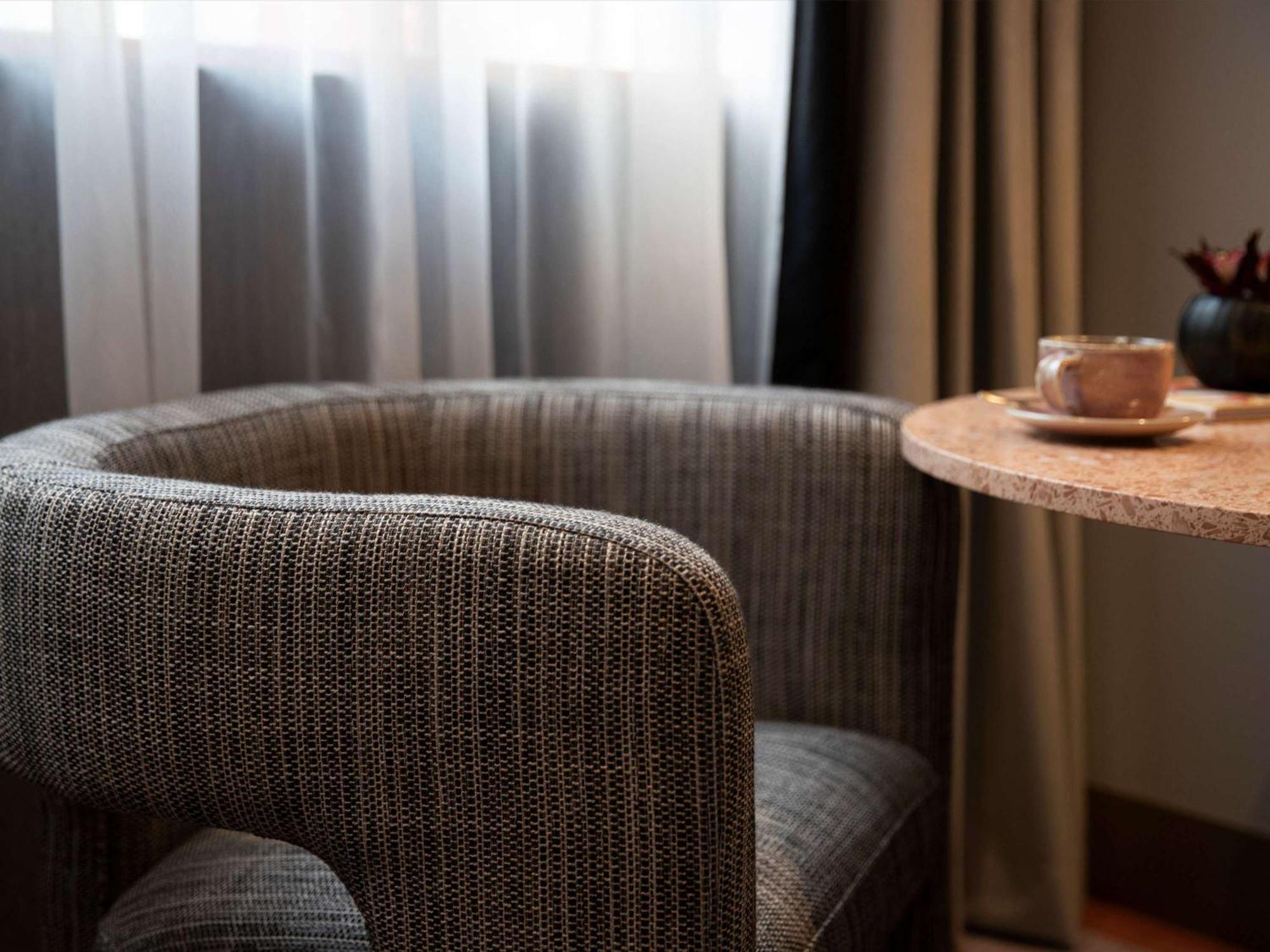 Mercure Sydney Martin Place Экстерьер фото